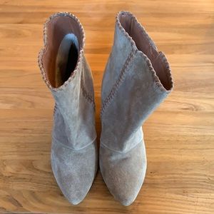 Charles by Charles David Wedge Booties